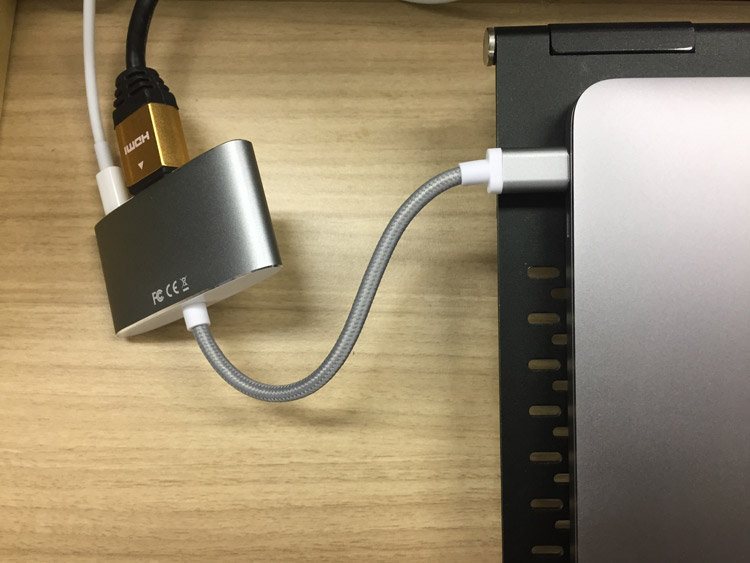MacBook Pro 2016 用に「Lumsing 変換アダプタ TypeC to HDMI」を購入 雑記 BOOOKs